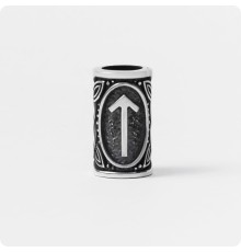 Шарм с руной Тейваз (Тюр) из серебра