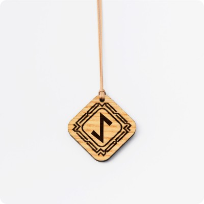 Руна Эйваз из Ясеня