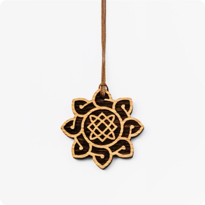 Оберег Звезда Лады-богородицы из Дуба в солнце