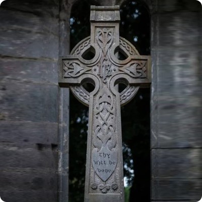 Равносторонний кельтский крест из золота (ks-217)