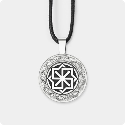 Оберег Молвинец из серебра в дубовых листьях