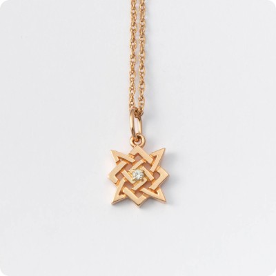 Оберег Звезда Руси (Квадрат Сварога) из золота с камнем