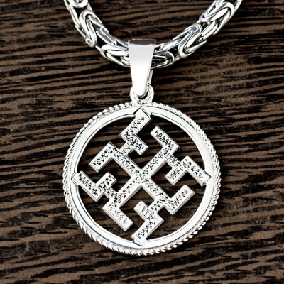 Оберег Духобор из серебра в круге