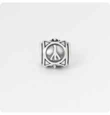 Шарм - бусина из серебра - Руна Чернобог