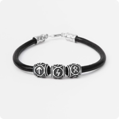 Кожаный браслет с рунами (Рунескрипт Победы в конкуренции - Тейваз, Соулу, Одал) (4мм)